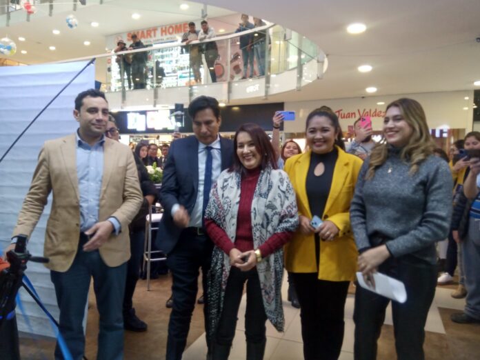 Ejecutivos inauguraron nueva sucursal de Hauscenter en El Alto.