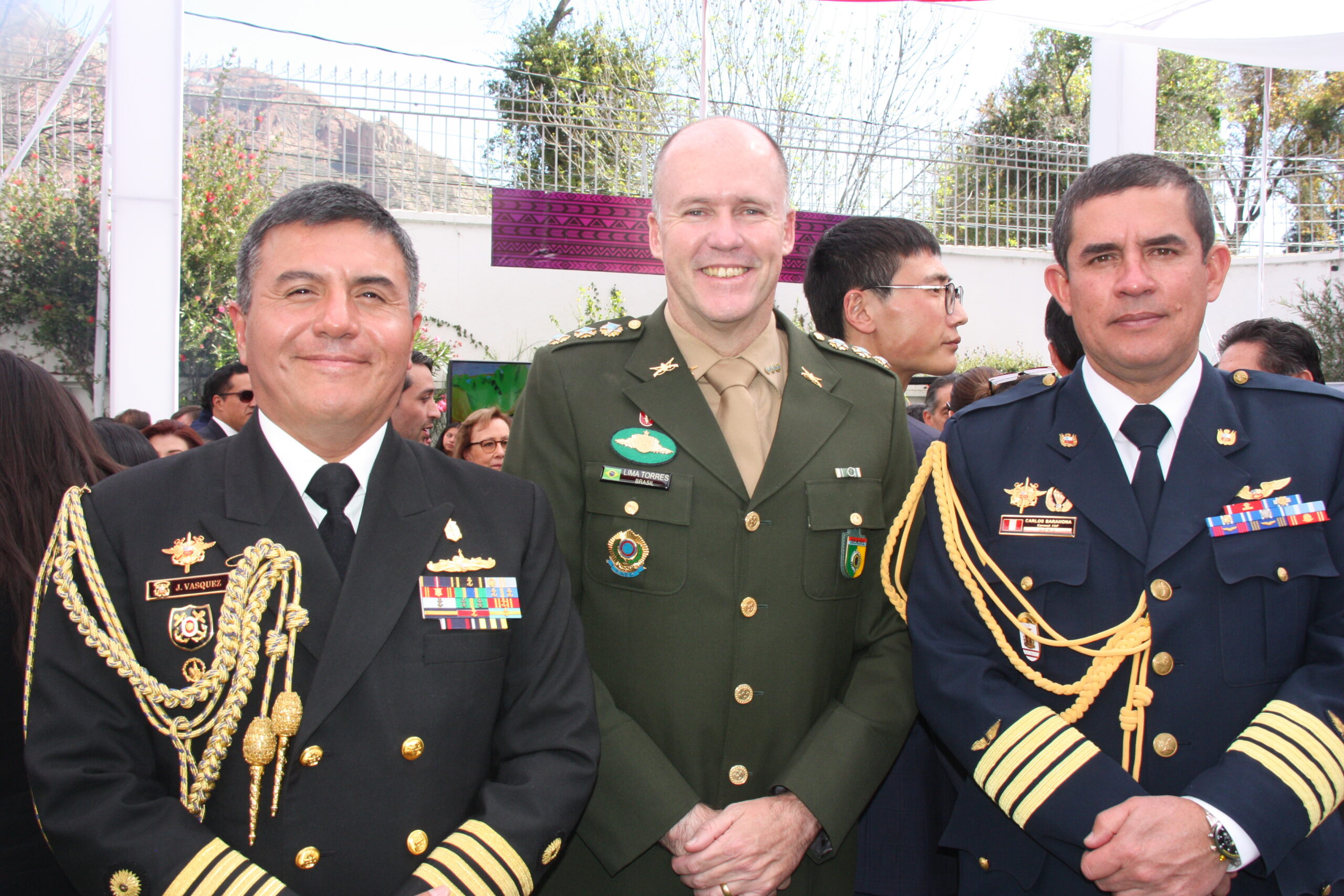 CARLOS BARAHONA, ALEXANDRE LIMA Y JORGE VÁSQUEZ.